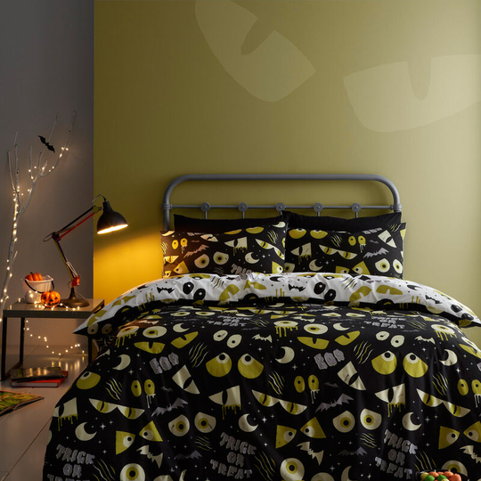 Halloween Trick Or Treat Glow In The Dark Duvet Cover Set, Black, Single - Bedlam