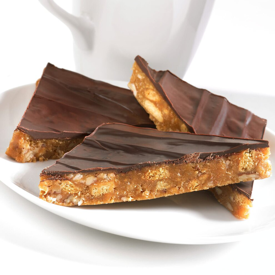 Handmade Cake Company Frozen Maple & Pecan Cut Traybake - 1x12ptn