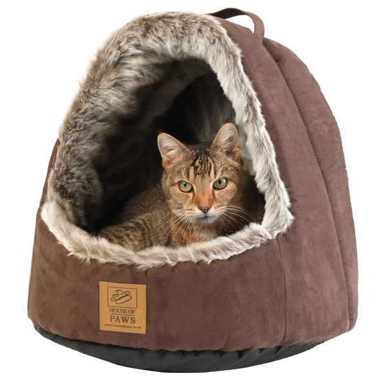 Gareth Hooded Arctic Fox Bed