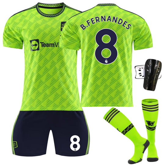 Red Devil Man l Away Game Fluorescent Green Soccer Suit No. 8 with socks+protective gear, children's size 22
