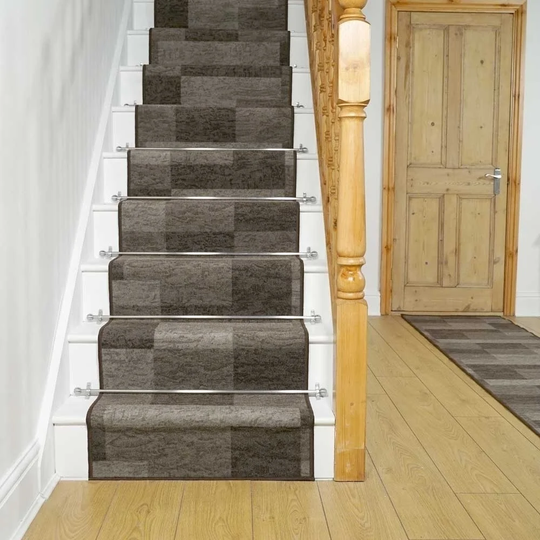 Kulpmont Stair Looped Brown Rug