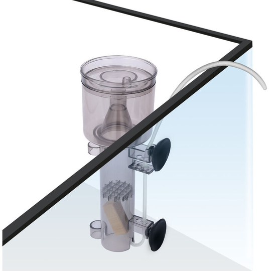 Aquarium protein skimmer hanging on pump sea water filter marine aquarium internal filter